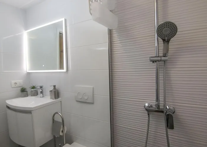 Stone Olea-three Bedroom With Pool * Supetar