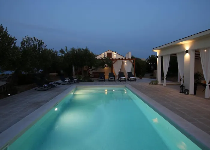 Villa Stone Olea-three Bedroom With Pool