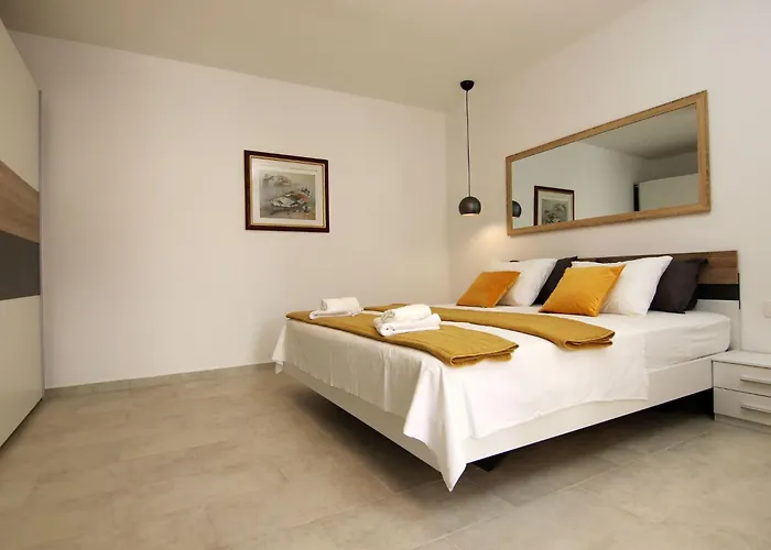 Stone Olea-three Bedroom With Pool