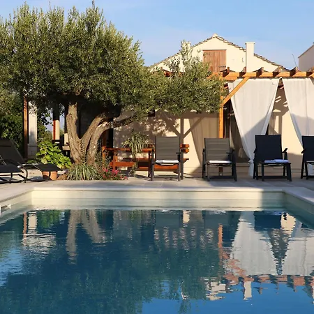 Stone Olea-three Bedroom With Pool Villa